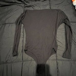 Windsor Off the shoulder bodysuit